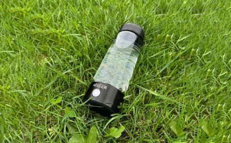 Eco Benefits of Reusable Hydrogen Water Bottles