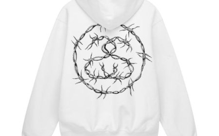 Simple Yet Iconic: Stussy Hoodie Looks