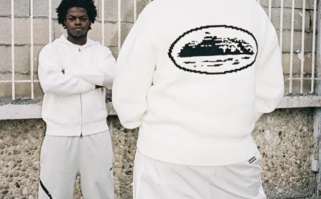 Streetwear 2025: The Cultural Rise of Corteiz and White Fox Clothing