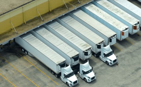 What Is FreightHub and How Does It Work in Australia?