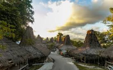 Insider Tips to Avoid Tourist Traps in Pakistan Tour Packages