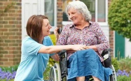 Domiciliary Care Croydon: Compassionate Support at Home