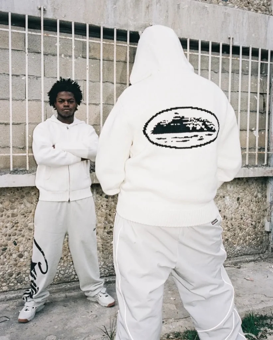 Streetwear 2025: The Cultural Rise of Corteiz and White Fox Clothing
