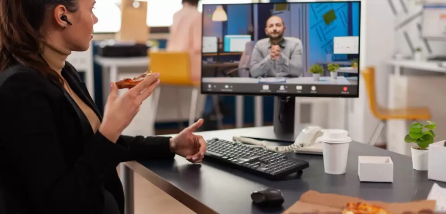 Navigating the Virtual Landscape: Unraveling the Revolutionary Evolution of Video Technology in Online Conferences