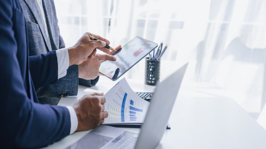 How Do Mobile-Friendly Websites Improve SEO for Clinics in Blackpool?