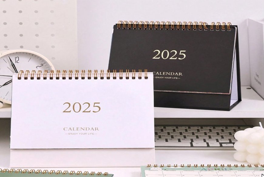 Desk Calendar Printing – Stay Visible on Every Desk, Every Day